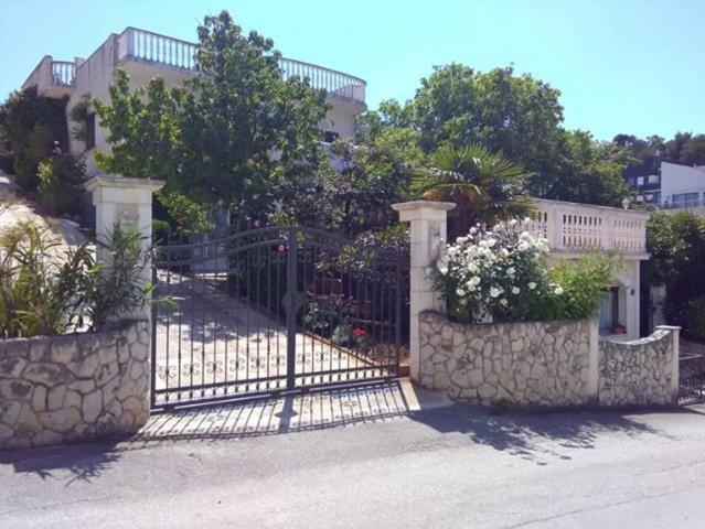 Villa Caroline Trogir Eksteriør bilde
